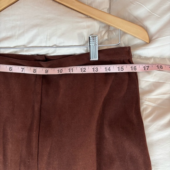 Chic Brown Midi Skirt - Picture 11 of 11